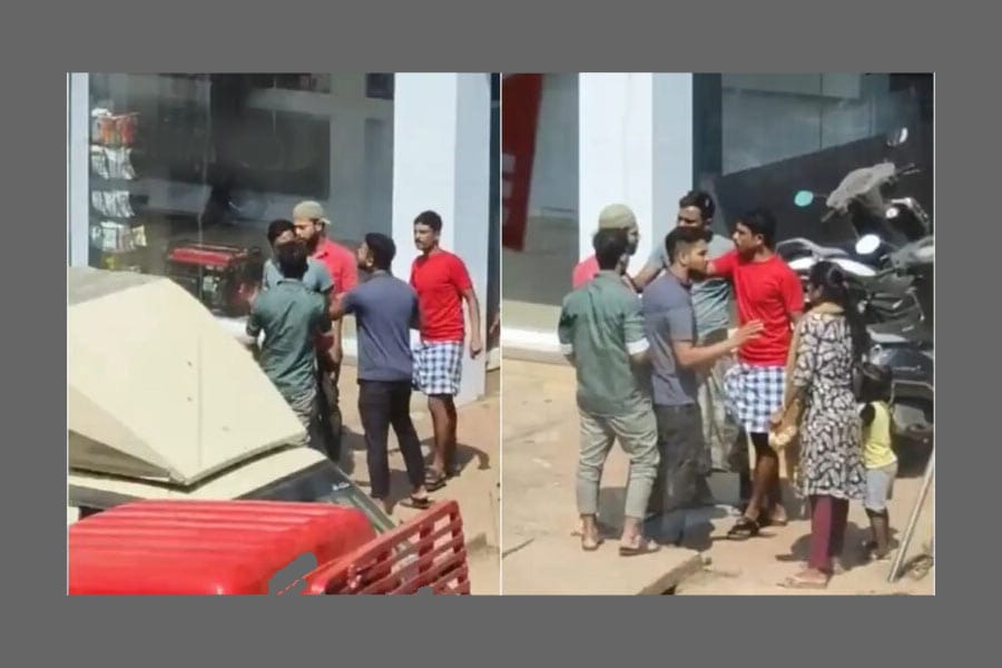 നാദാപുരത്ത് അഞ്ചു പുരുഷന്മാരും ഒരു സ്ത്രീയും തമ്മിൽ കൂട്ടത്തല്ല്; ചെരുപ്പ് കൊണ്ട് ആക്രമണം, സിസിടിവി ദൃശ്യങ്ങൾ പുറത്ത്