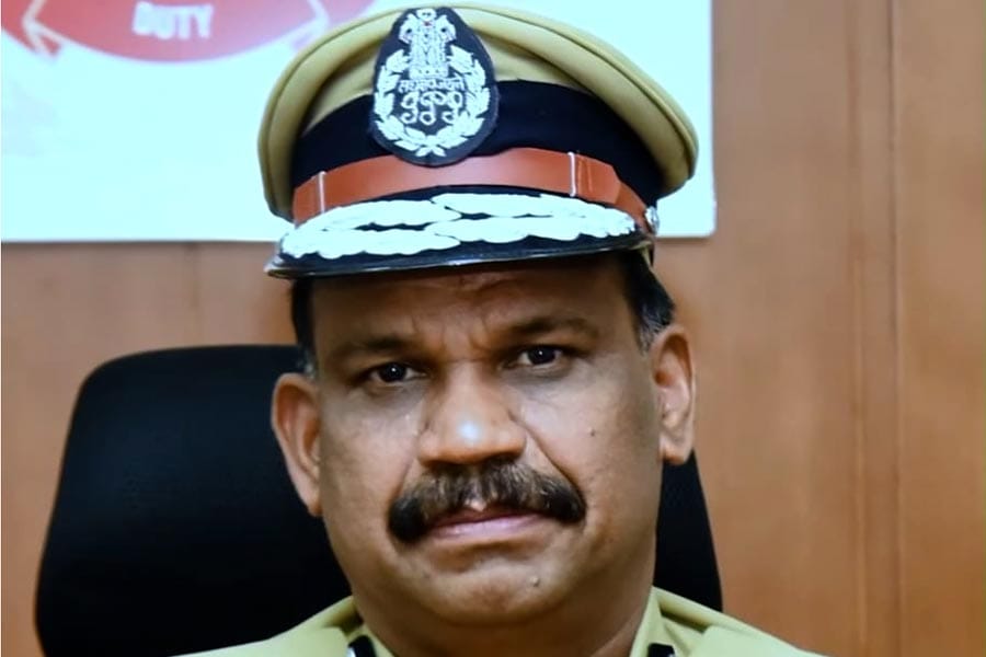 എ‍ഡിജിപി പി. വിജയൻ ഉൾപ്പടെ മൂന്ന് പേർക്ക് വിശിഷ്ട സേവാ മെ‍ഡൽ.