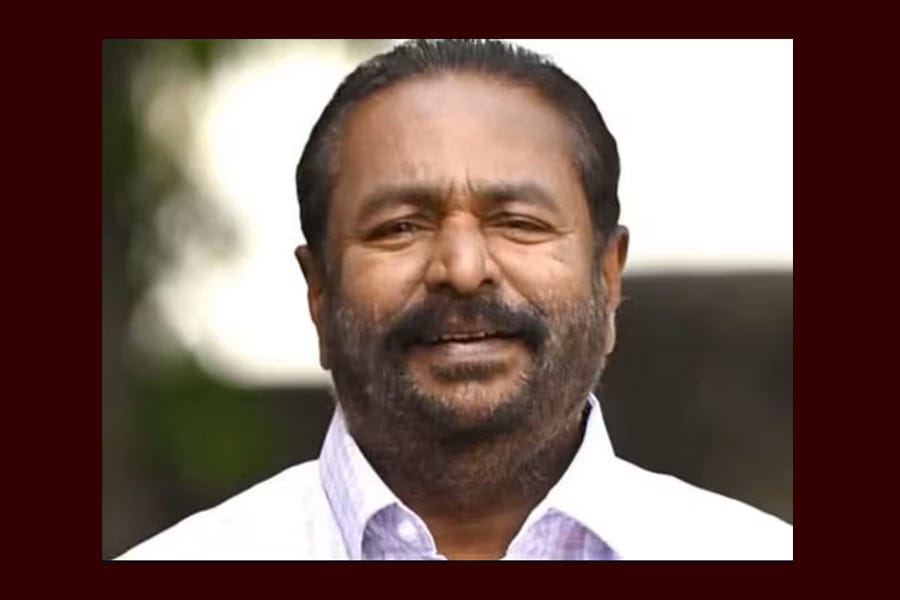 സിപിഎം കോട്ടയം ജില്ലാ സെക്രട്ടറി എ വി റസൽ അന്തരിച്ചു; മുഖ്യമന്ത്രി അനുശോചനം രേഖപ്പെടുത്തി.