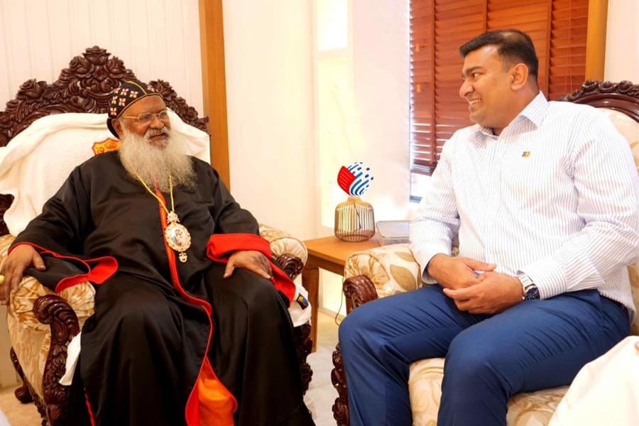 jinson-with-catholika-bava ജിൻസൺ യുവാക്കൾക്ക് പ്രചോദനം; പരിശുദ്ധ കാതോലിക്കാ ബാവ