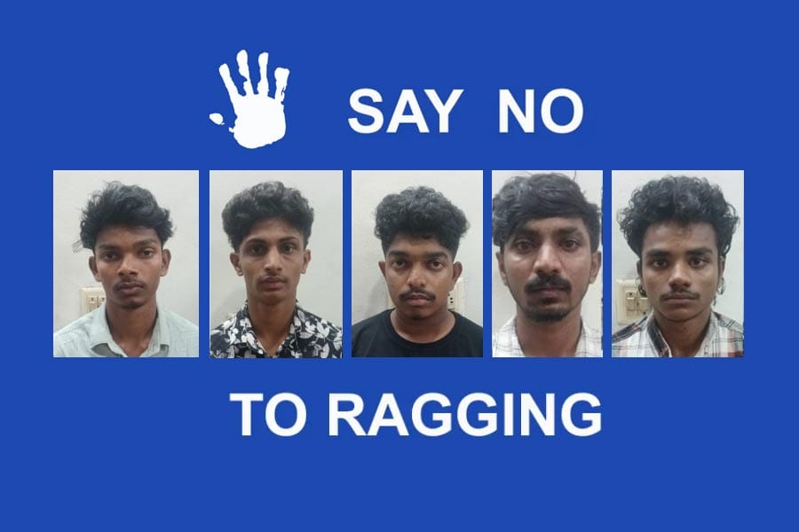 സ്‌കൂള്‍ ഓഫ് നഴ്‌സിങിൾ റാഗിങ് നടത്തിയ അഞ്ചു വിദ്യാര്‍ഥികള്‍ അറസ്റ്റില്‍