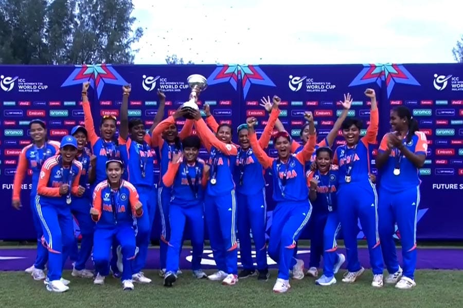 under-19–t20-world-cup-ind U19 വനിതാ T20 ലോകകപ്പ് കിരീടം ഇന്ത്യക്ക്.