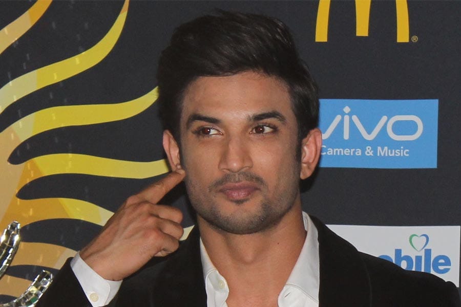 Sushant-Singh-Rajput സുശാന്ത് സിംഗ് രജ്പുതിന്റെ മരണം: ആത്മഹത്യയെന്ന് സിബിഐ റിപ്പോർട്ട്
