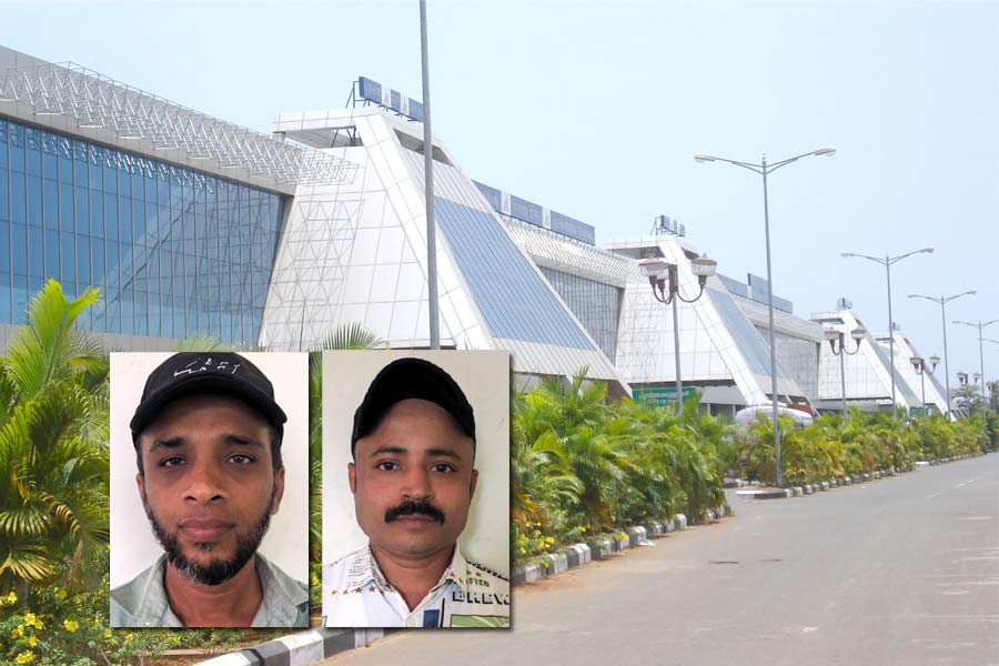 ഈന്തപ്പഴ പാക്കറ്റിനുള്ളിലൊളിപ്പിച്ച് സ്വർണ്ണക്കടത്ത്; കരിപ്പൂരിൽ രണ്ട് പേർ പിടിയിൽ