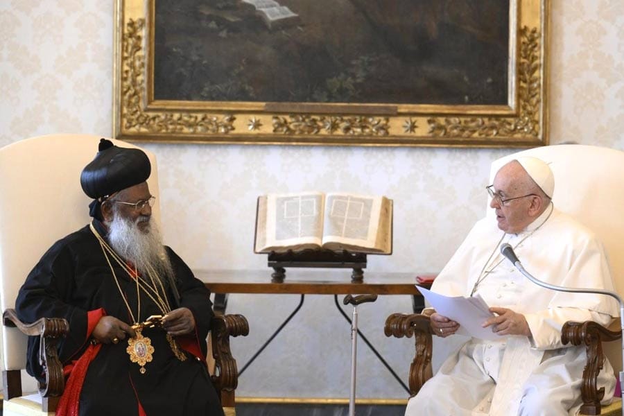 Catholicos-and-pope-francis ഐക്യപ്പെടലിന്റെ ആർദ്രസ്വരം