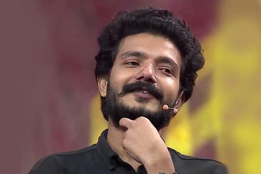 actor-sreenath-bhasi ആലപ്പുഴ ഹൈബ്രിഡ് കഞ്ചാവ് കേസ്: മുന്കൂര് ജാമ്യം തേടി ശ്രീനാഥ് ഭാസി