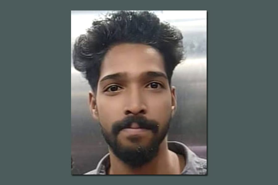 athirappally-elephant-attac അതിരപ്പിള്ളിയില് കാട്ടാന ആക്രമണത്തില് 20-കാരന് ദാരുണാന്ത്യം