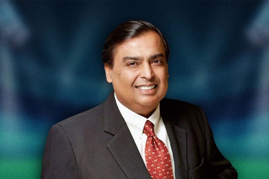 ഫോബ്‌സ് പട്ടികയിൽ തിളക്കം കുറഞ്ഞ് അംബാനി; ആദ്യ പത്തിൽ നിന്ന് പുറത്തായി