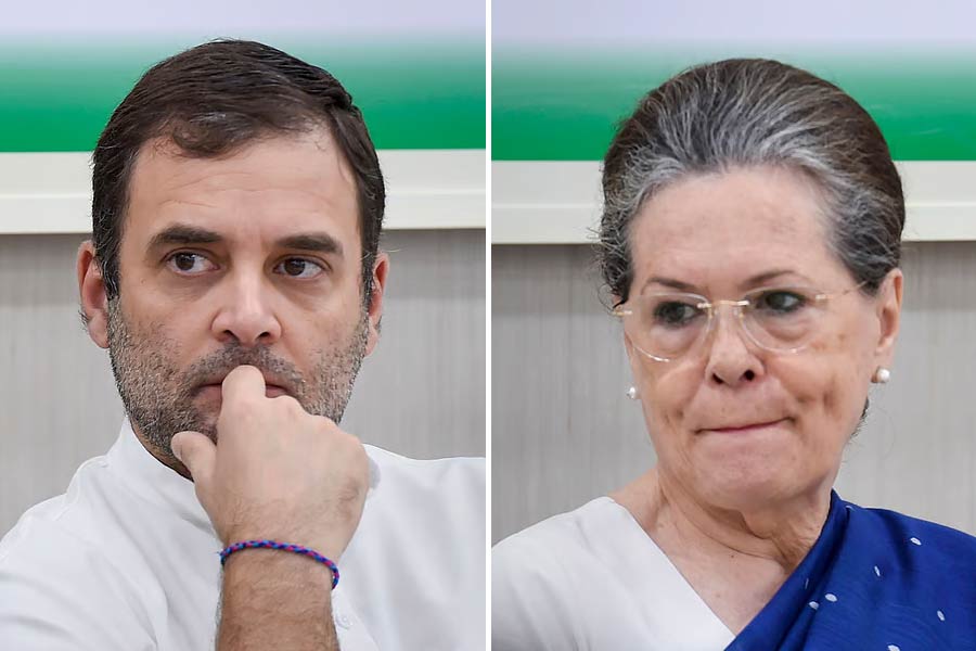rahul-gandhi-and-sonia-gand നാഷണൽ ഹെറാൾഡ് കേസ്: സോണിയയ്ക്കും രാഹുലിനും എതിരെ കുറ്റപത്രം സമർപ്പിച്ചു.