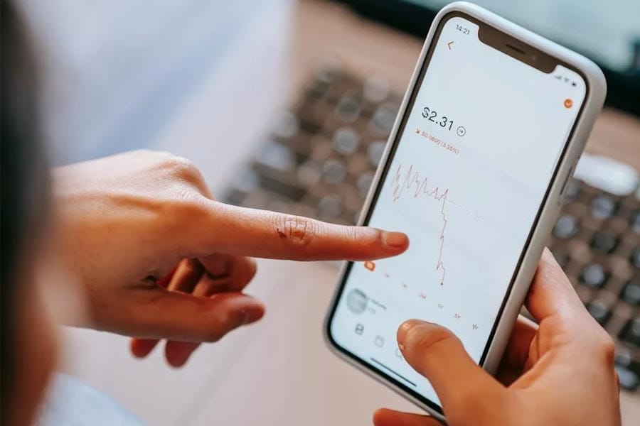 തകർന്നടിഞ്ഞ് ഓഹരികൾ; ഇന്ത്യയിൽ സെൻസെക്സ് മൂവായിരത്തോളം പോയൻ്റ് ഇടിഞ്ഞു.