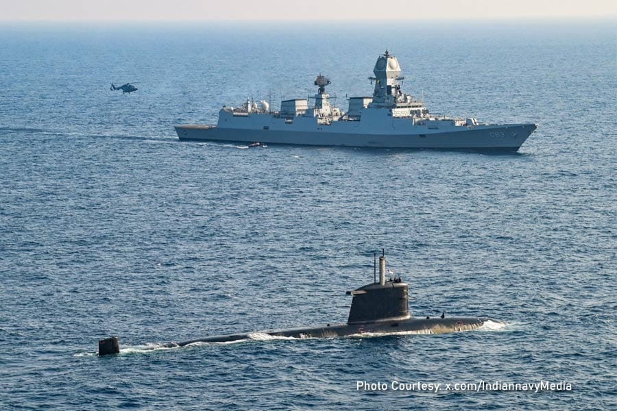 ബഗ്ലിഹാർ ഡാം ഷട്ടർ താഴ്ത്തി, പാക്കിസ്ഥാനിലേക്കുള്ള ജലമൊഴുക്ക് കുറച്ചു; നദീജലം വഴിതിരിച്ചുവിട്ടാൽ ഇന്ത്യ ആക്രമണം നേരിടേണ്ടി വരുമെന്നു പാക് പ്രതിരോധമന്ത്രി.