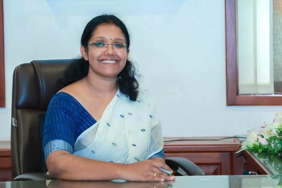 സിഎംഎസ് കോളേജിൻ്റെ ആദ്യ വനിതാ പ്രിൻസിപ്പലായി ഡോ. അഞ്ജു സോസൻ ജോർജ് ചുമതലയേറ്റു.