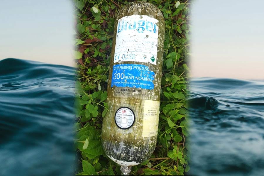 പുന്നപ്ര തീരത്ത് കടലിൽ സിലിണ്ടർ രൂപത്തിലുള്ള വസ്തു.