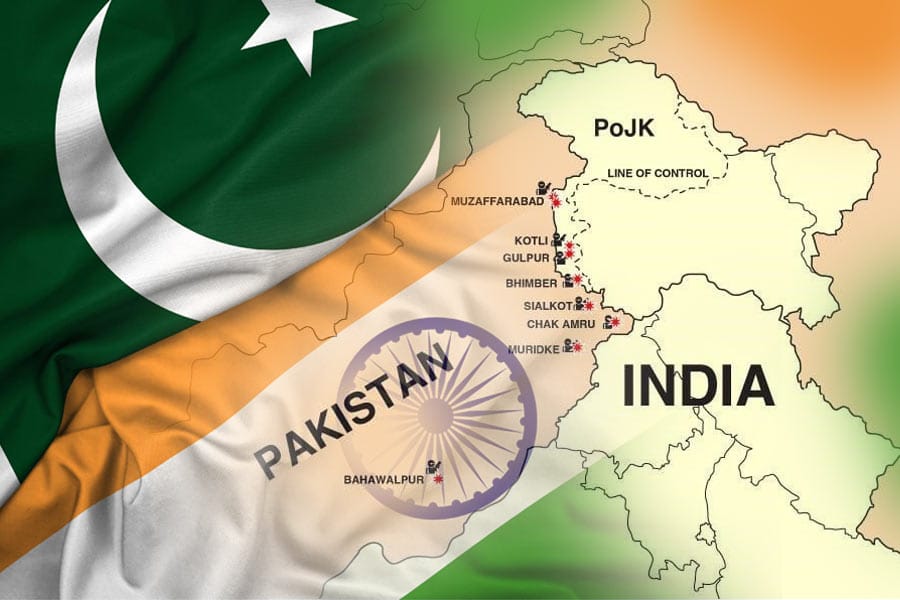 ഇന്ത്യയുടെ തിരിച്ചടിയിൽ ഭയന്നുപോയ പാക്കിസ്ഥാൻ അമേരിക്കയെ കൂട്ടുപിടിച്ചു വെടിനിർത്തലിൽ എത്തിച്ചു.