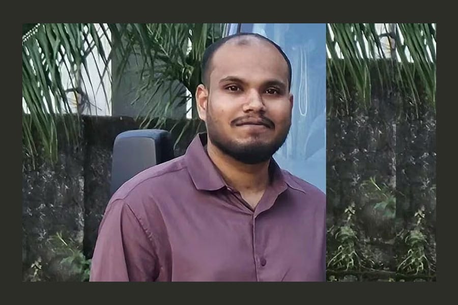 പുൽവാമ വനത്തിനുള്ളിൽ മലയാളി യുവാവിൻ്റെ മൃതദേഹം; മൃതദേഹത്തിനു 10 ദിവസത്തിലേറെ പഴക്കം.