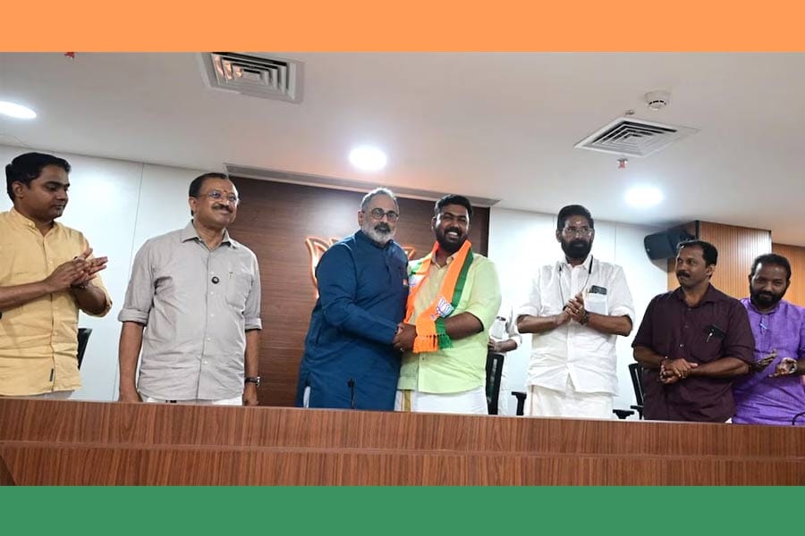 sfi-vise-president-in-bjp എസ്എഫ്ഐ മുൻ സംസ്ഥാന വൈസ് പ്രസിഡന്റ് ബിജെപിയിൽ.