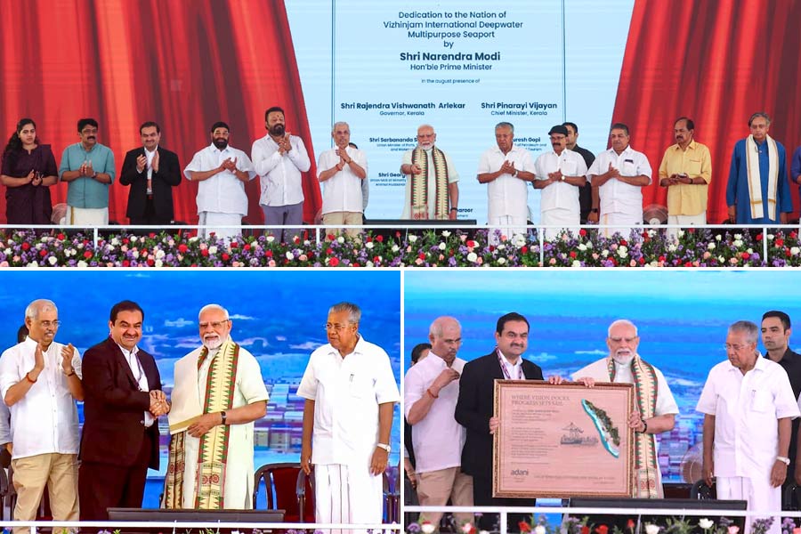vizhinjam-port-inauguration വിഴിഞ്ഞം അന്താരാഷ്ട്ര തുറമുഖം രാജ്യത്തിന് സമര്പ്പിച്ചു