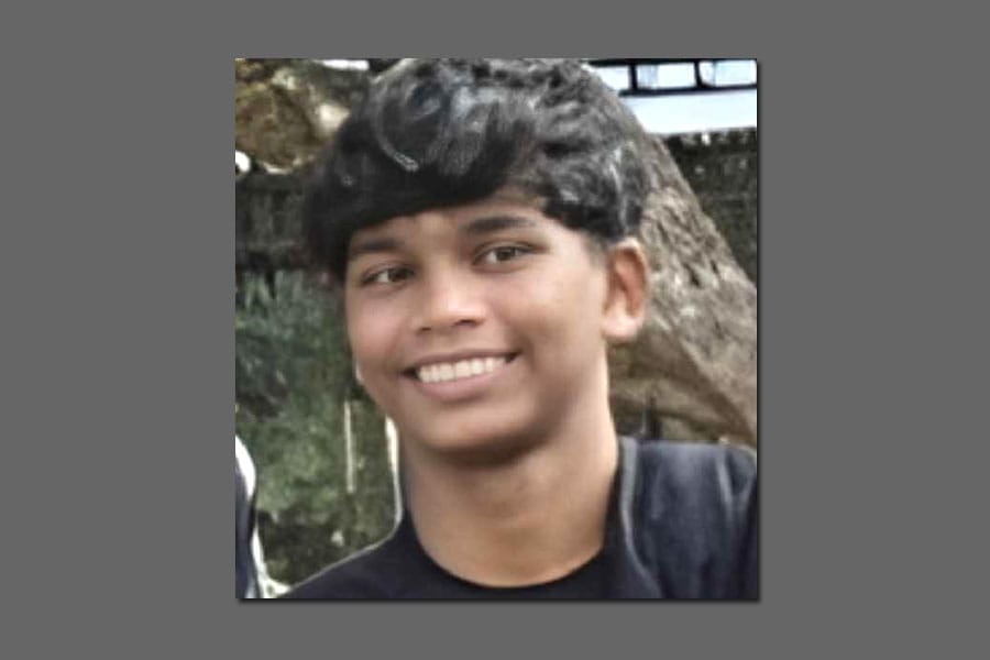 കാട്ടുപന്നിക്ക് വെച്ച കെണിയിൽ നിന്ന് ഷോക്കേറ്റു; നിലമ്പൂരിൽ 15-കാരന് ദാരുണാന്ത്യം.