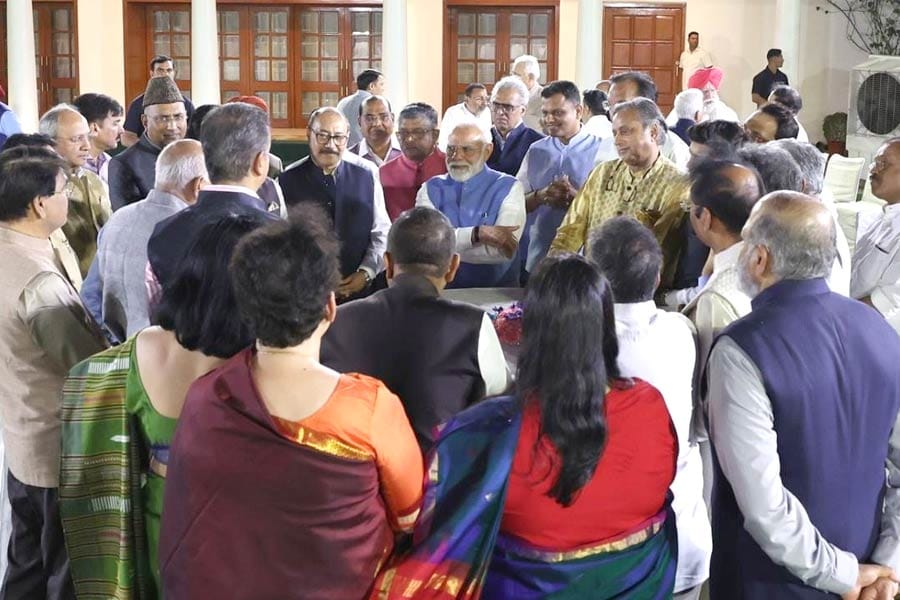 modi-meets-operation-sindoo ഓപ്പറേഷൻ സിന്ദൂർ: വിദേശ പര്യടനം നടത്തിയ സംഘങ്ങളുമായി പ്രധാനമന്ത്രി കൂടിക്കാഴ്ച നടത്തി