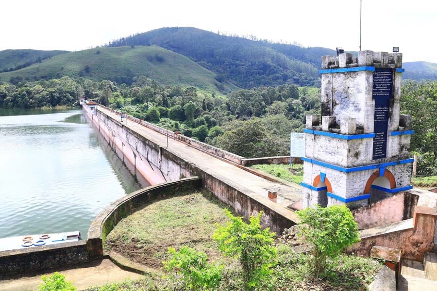 mullaperiyar-dam മുല്ലപ്പെരിയാര് അണക്കെട്ട് തുറന്നു; 13 ഷട്ടറുകളും ഉയർത്തി