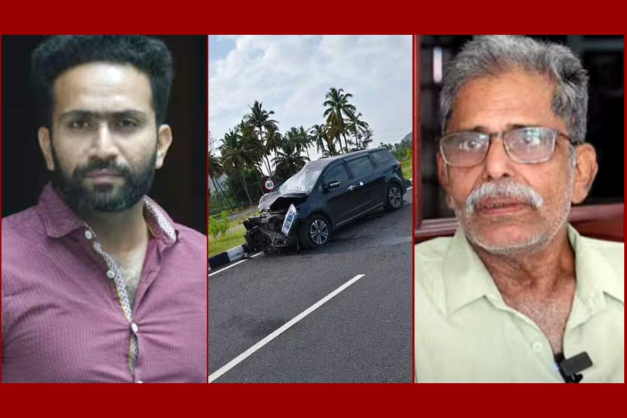 നടന്‍ ഷൈന്‍ ടോം ചാക്കോയും കുടുംബവും സഞ്ചരിച്ച കാര്‍ അപകടത്തില്‍ പെട്ടു. പിതാവ് മരിച്ചു.