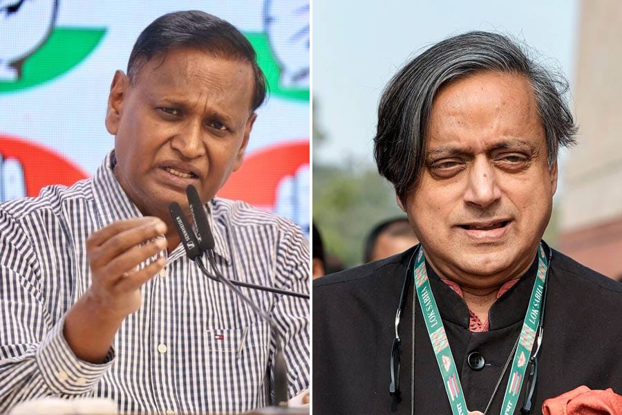 ശശി തരൂര്‍ അടഞ്ഞ അധ്യായമെന്ന് കോണ്‍ഗ്രസ് ദേശീയ വക്താവ് ഉദിത് രാജ്.