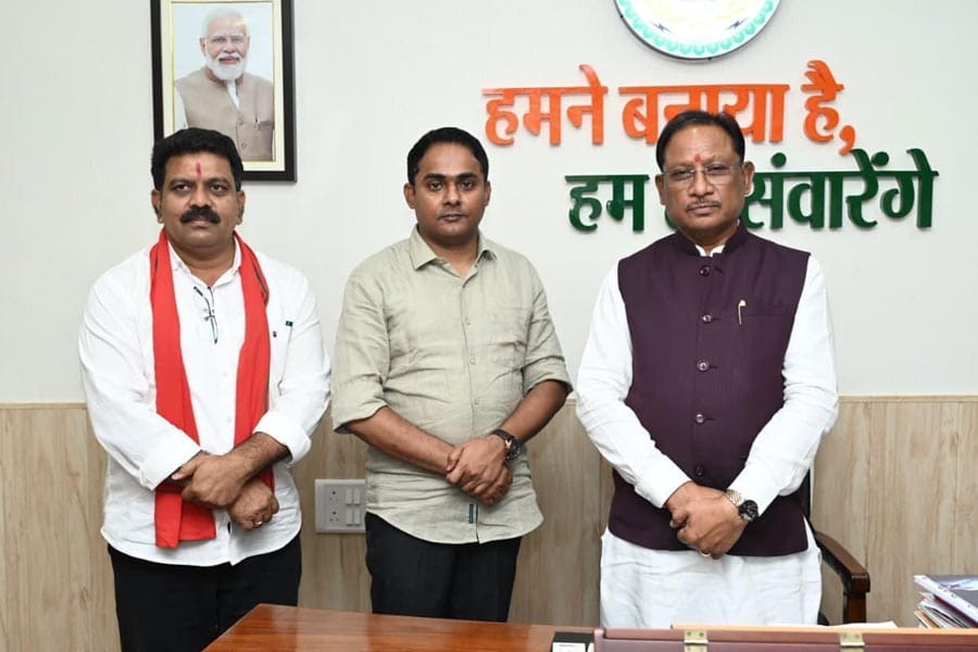 anoop-antony-meets-chhattis അറസ്റ്റിലായ മലയാളി കന്യാസ്ത്രീകളുടെ ജാമ്യാപേക്ഷ തള്ളി; അനൂപ് ആന്റണി ഛത്തീസ്ഗഡ് മുഖ്യമന്ത്രിയുമായി കൂടിക്കാഴ്ച നടത്തി.