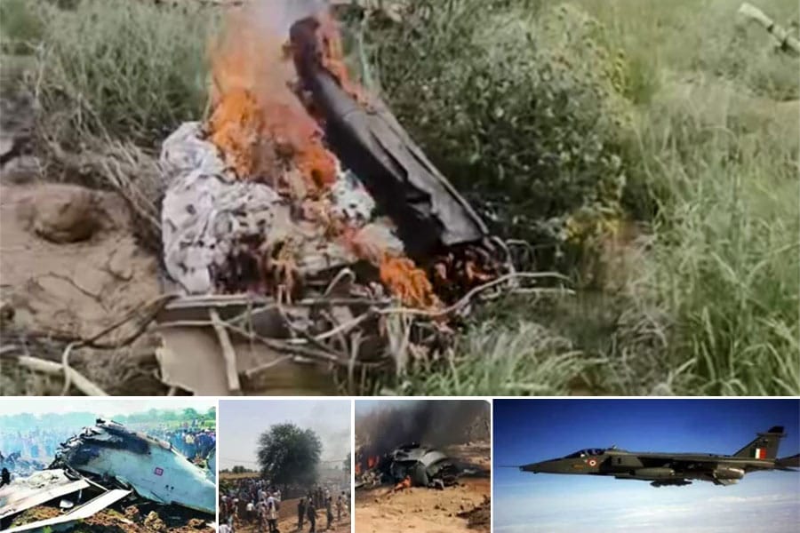 വ്യോമ സേനയുടെ ജാഗ്വാർ വിമാനം രാജസ്ഥാനിൽ തകർന്നു വീണു; പൈലറ്റ് അടക്കം രണ്ട് പേർ മരിച്ചു