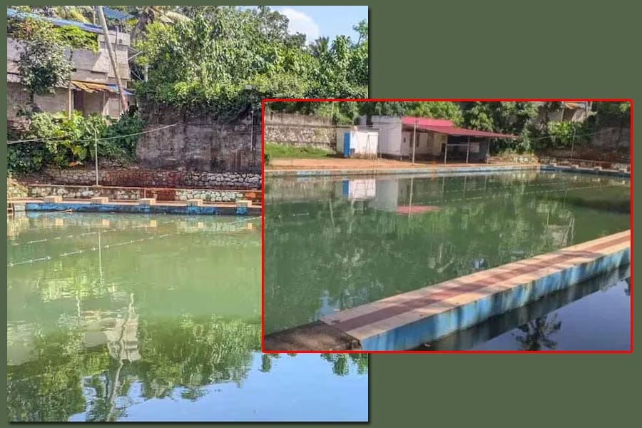 പരിശീലന നീന്തൽ കുളത്തിൽ‌ കുളിക്കാനിറങ്ങിയ രണ്ട് കുട്ടികൾ മുങ്ങി മരിച്ചു.