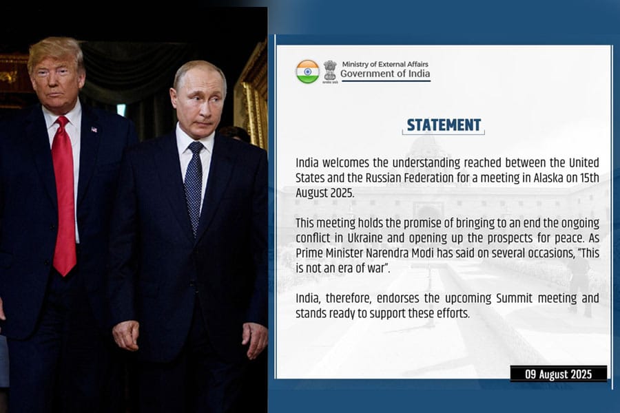 ഡൊണാൾഡ് ട്രംപും വ്ളാഡിമിർ പുടിനും തമ്മിലുള്ള കൂടിക്കാഴ്ച‌യെ സ്വാഗതം ചെയ്‌ത്‌ ഇന്ത്യ.
