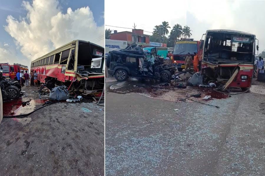 accident-3-dead ഓച്ചിറ വലിയകുളങ്ങരയിൽ വാഹനാപകടത്തിൽ 3 മരണം.