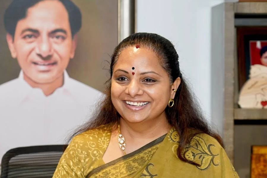 പാർട്ടിവിരുദ്ധ പരാമർശം: മകൾ കെ കവിതയെ ബിആർഎസിൽ നിന്ന് പുറത്താക്കി കെ.സി.ആർ