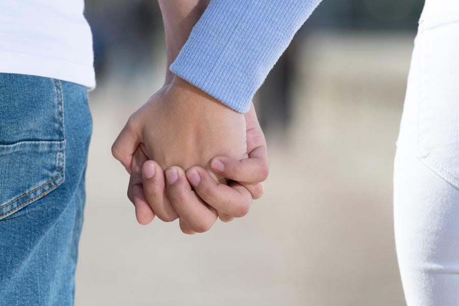 ചേർത്തലയിൽനിന്ന് 17-കാരനുമായി നാടുവിട്ട രണ്ടു കുട്ടികളുടെ അമ്മയായ 27-കാരി അറസ്റ്റിൽ.