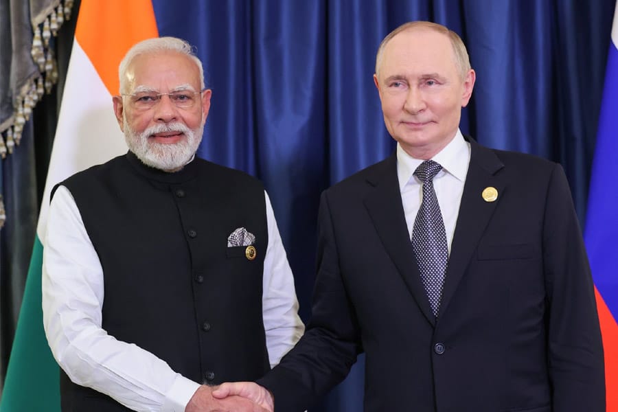 narendra-modi-putin മോദി പുടിൻ കൂടിക്കാഴ്ചക്ക് പിന്നാലെ ഇന്ത്യയിലേക്ക് കയറ്റുമതി ചെയ്യുന്ന ക്രൂഡ് ഓയിലിന് വില കുറച്ച് റഷ്യ.
