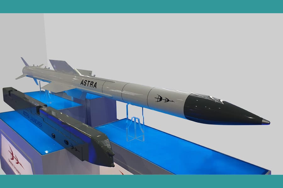 ഇന്ത്യ തദ്ദേശീയമായി വികസിപ്പിച്ച അസ്ത്ര മാര്‍ക്ക് 2 മിസൈൽ സേനയിലേക്ക്.