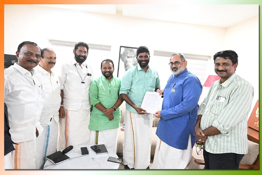 തിരുവനന്തപുരം കണ്ണമ്മൂല വാർഡിൽ നിന്നും സ്വതന്ത്രനായി മത്സരിച്ച് വിജയിച്ച ശ്രീ രാധാകൃഷ്ണൻ രാജീവ് ചന്ദ്രശേഖറുമായി കൂടിക്കാഴ്ച്ച നടത്തി