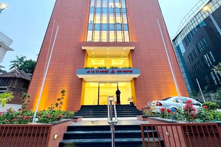 ഭരണവിരുദ്ധ വികാരമില്ല എന്നാൽ ശബരിമല സ്വർണക്കൊള്ളയും, പിഎം ശ്രീയും തിരിച്ചടിയായി; തോൽവി വിലയിരുത്തി സി പി ഐ എം