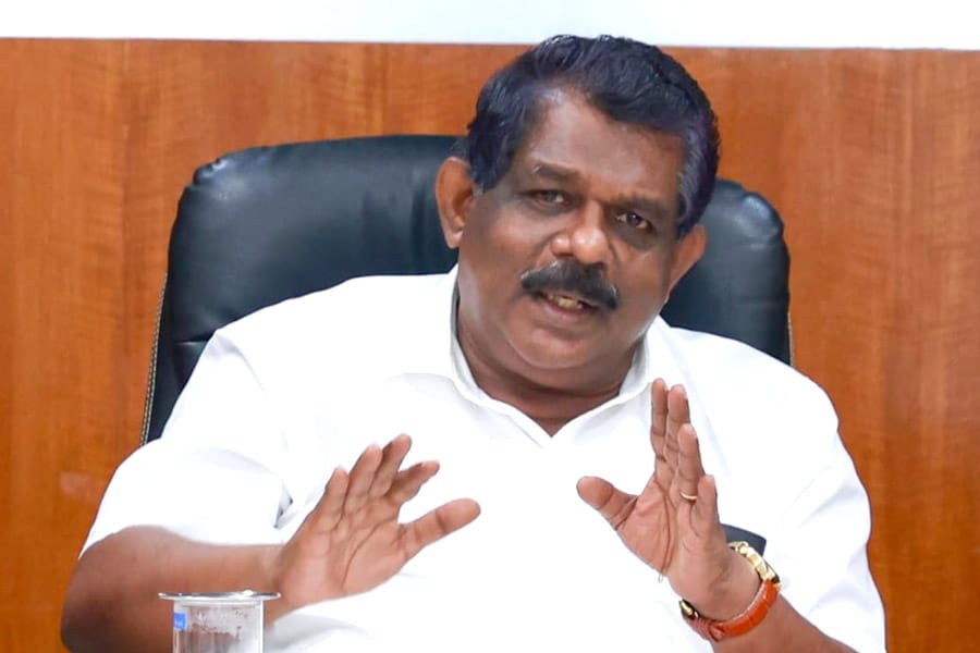 തൊണ്ടിമുതൽ തിരിമറി കേസിൽ ആൻ്റണി രാജു കുറ്റക്കാരൻ; കേസിൽ വിധി വന്നത് 32 വർഷത്തിന് ശേഷം.