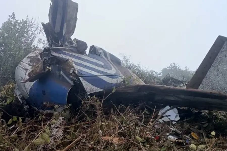 കൊളംബിയയിൽ വിമാനം തകർന്നുവീണു; ജനപ്രതിനിധിയടക്കം 15 പേർക്ക് ദാരുണാന്ത്യം