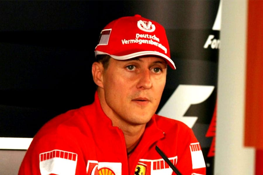 michael-schumacher അപകടത്തിൽ ഗുരുതരമായി പരുക്കേറ്റ് കിടപ്പിലായിരുന്ന ഇതിഹാസ കാറോട്ട താരം മൈക്കൽ ഷൂമാക്കറിൻ്റെ ആരോഗ്യത്തിൽ പുരോഗതിയെന്ന് റിപ്പോർട്ട്.
