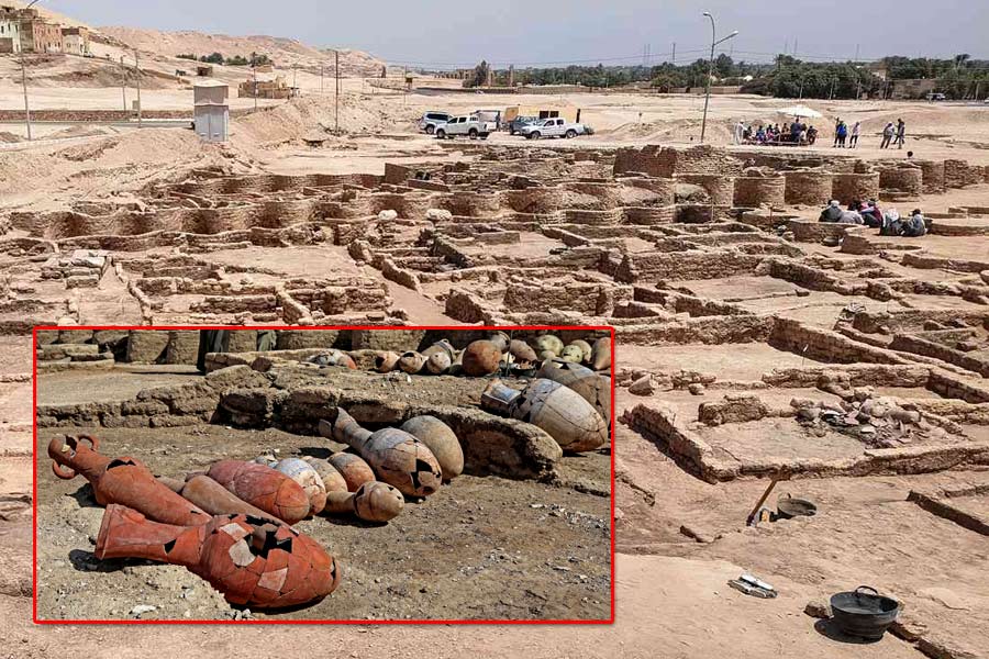 Egypt’s-Lost-Golden-City-of ഈജിപ്ഷ്യൻ മരുഭൂമിയിൽ മൂവായിരം വർഷത്തിലധികം പഴക്കം ഉള്ള പുരാതന 'സ്വർണ നഗരം' പുരാവസ്തു ഗവേഷകർ കണ്ടെടുത്തു.