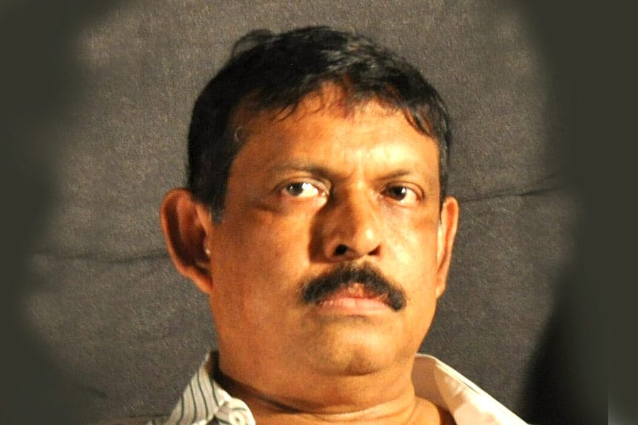 നടനും സംവിധായകനും ആയ ഇ എ രാജേന്ദ്രൻ അന്തരിച്ചു.