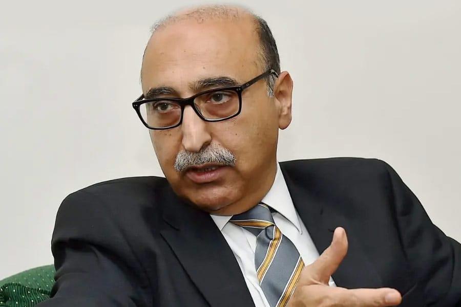 ex-pak-envoy-abdul-basit യുഎസ് പാക്കിസ്ഥാനെ ലക്ഷ്യമിട്ടാൽ ഡൽഹിയും മുംബൈയും ആക്രമിക്കണമെന്ന് മുൻ പാക് ഹൈകമ്മീഷണർ