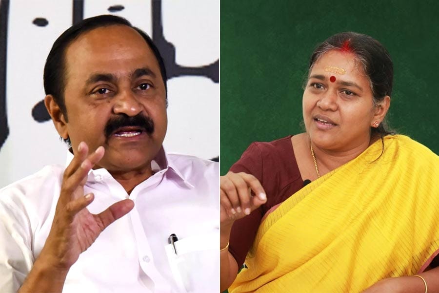തിരഞ്ഞെടുപ്പിൽ സിപിഎം-ബിജെപി ഡീലെന്ന് പ്രതിപക്ഷ നേതാവ് വി.ഡി സതീശൻ; മുൻ‌കൂർ ജാമ്യം തേടലെന്ന് ശോഭ സുരേന്ദ്രൻ