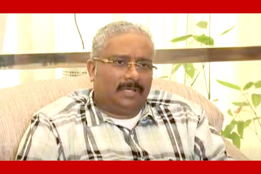 dr-b-ashok-ias സർക്കാരിനും മുൻ ചീഫ് സെക്രട്ടറിക്കുമെതിരെ രൂക്ഷ വിമർശനവുമായി ഡോ. ബി. അശോക്