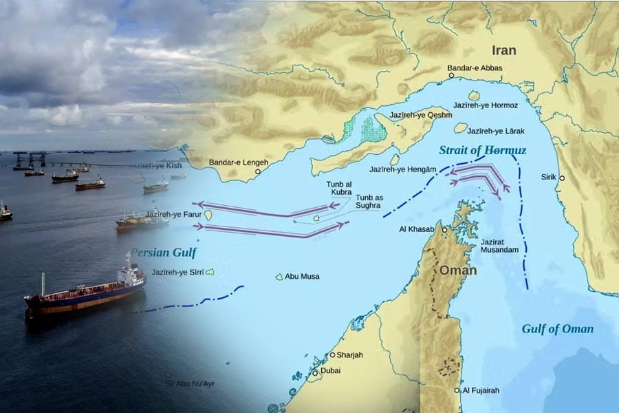 hormuz-strait കപ്പലുകൾ ഹോർമുസ് കടലിടുക്കിൽ