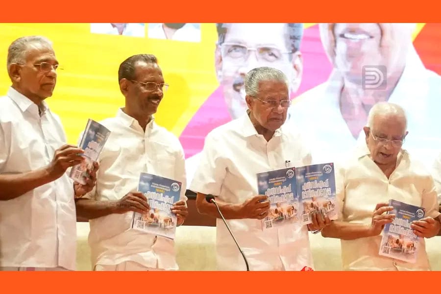 ldf-manifesto 20 ലക്ഷം വീട്ടമ്മമാർക്ക് തൊഴിൽ വാഗ്ദാനം; പവർ കട്ട് ഇല്ലാത്ത കാലം: പ്രകടനപത്രിക പുറത്തിറക്കി LDF