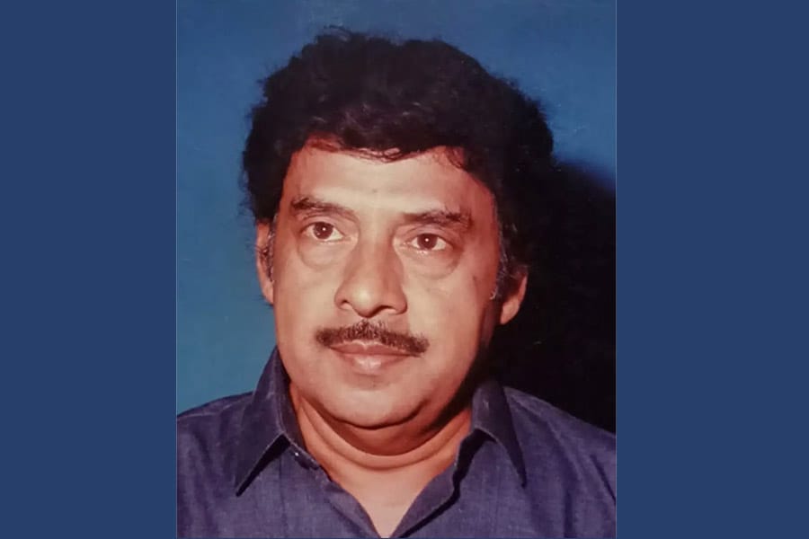 കഥാപ്രസംഗകലയിലെ അജയ്യനും ജനസമ്മതനും; വി സാംബശിവൻ