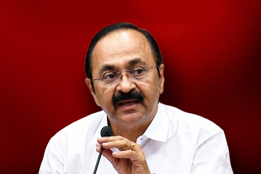 മുഖ്യമന്ത്രി വി ഡി സതീശന്‍
