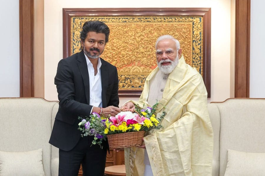 vijay-meets-PM തമിഴ്നാട് മുഖ്യമന്ത്രി വിജയ് പ്രധാനമന്ത്രി നരേന്ദ്ര മോദിയുമായി കൂടിക്കാഴ്ച നടത്തി.